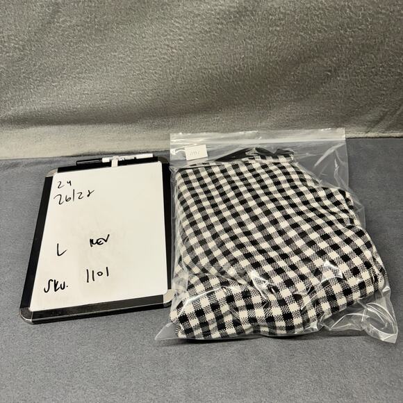 J Jill Sweater Womens Large Black White Gingham Check Reversible Pullover COMFY - Picture 9 of 9